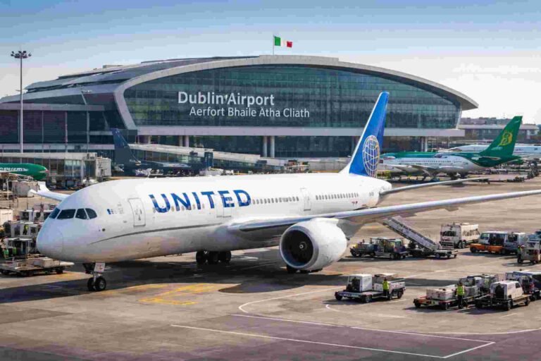 United Flight UA109 Diversion